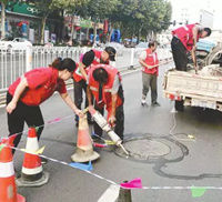 市區300余個“跳響”井蓋被修復，車輛經過不再敢“吱聲”